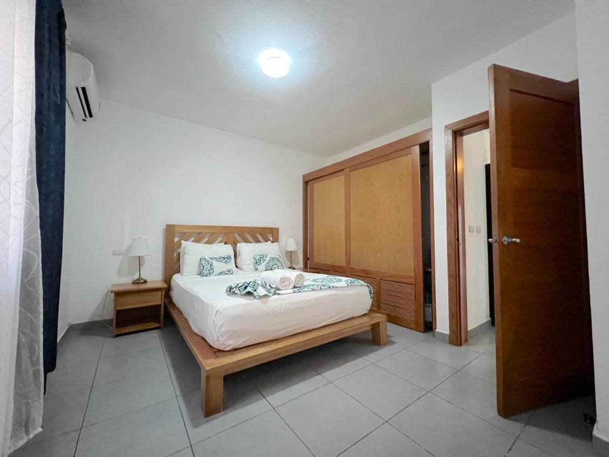 Sol Caribe Suites - Playa Los Corales - Beach Club, Wifi, Swimming Pool Punta Cana Habitación foto